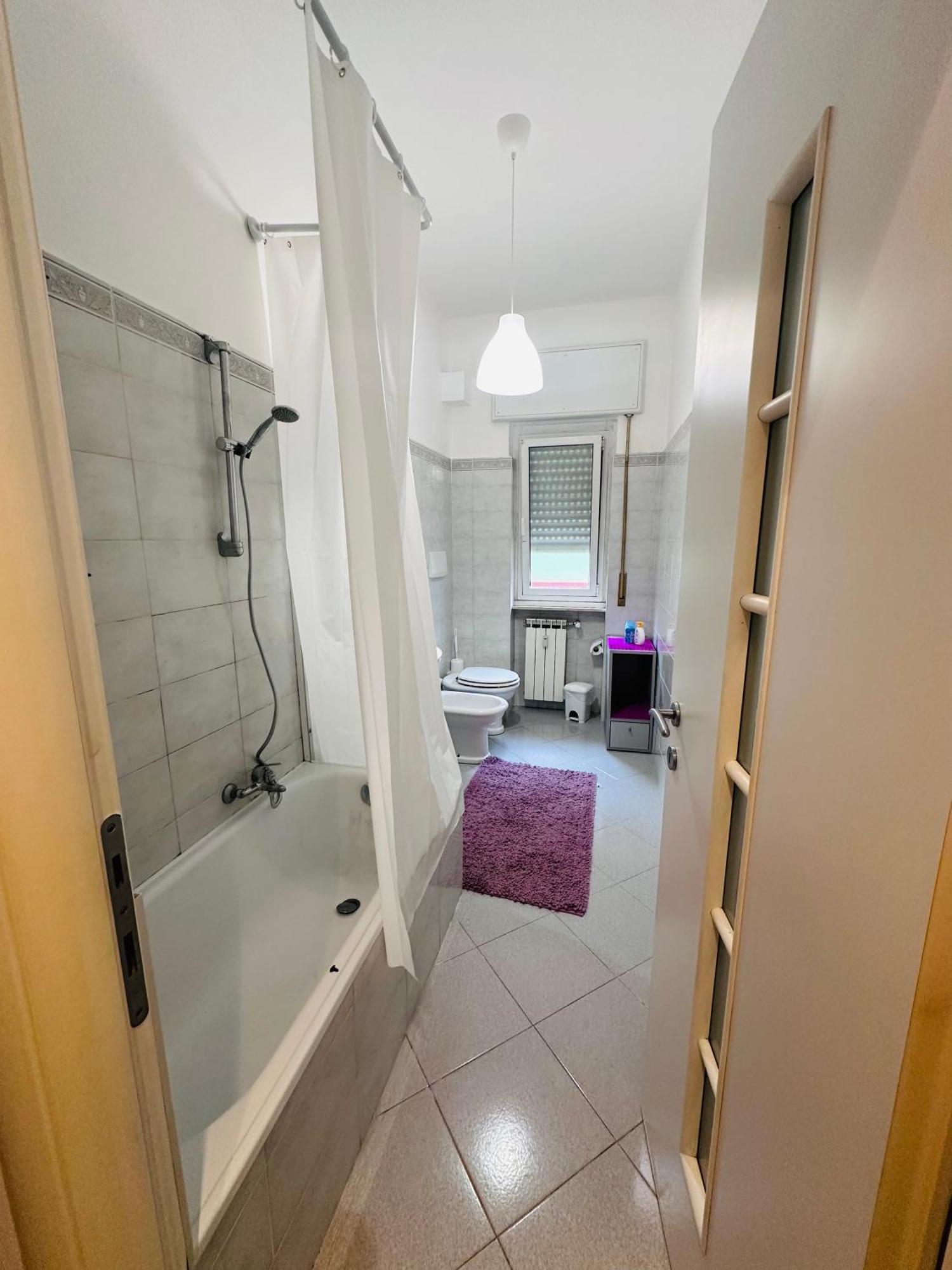 Entire 3 Bed Rooms Apartment,Centrum Genua Zewnętrze zdjęcie