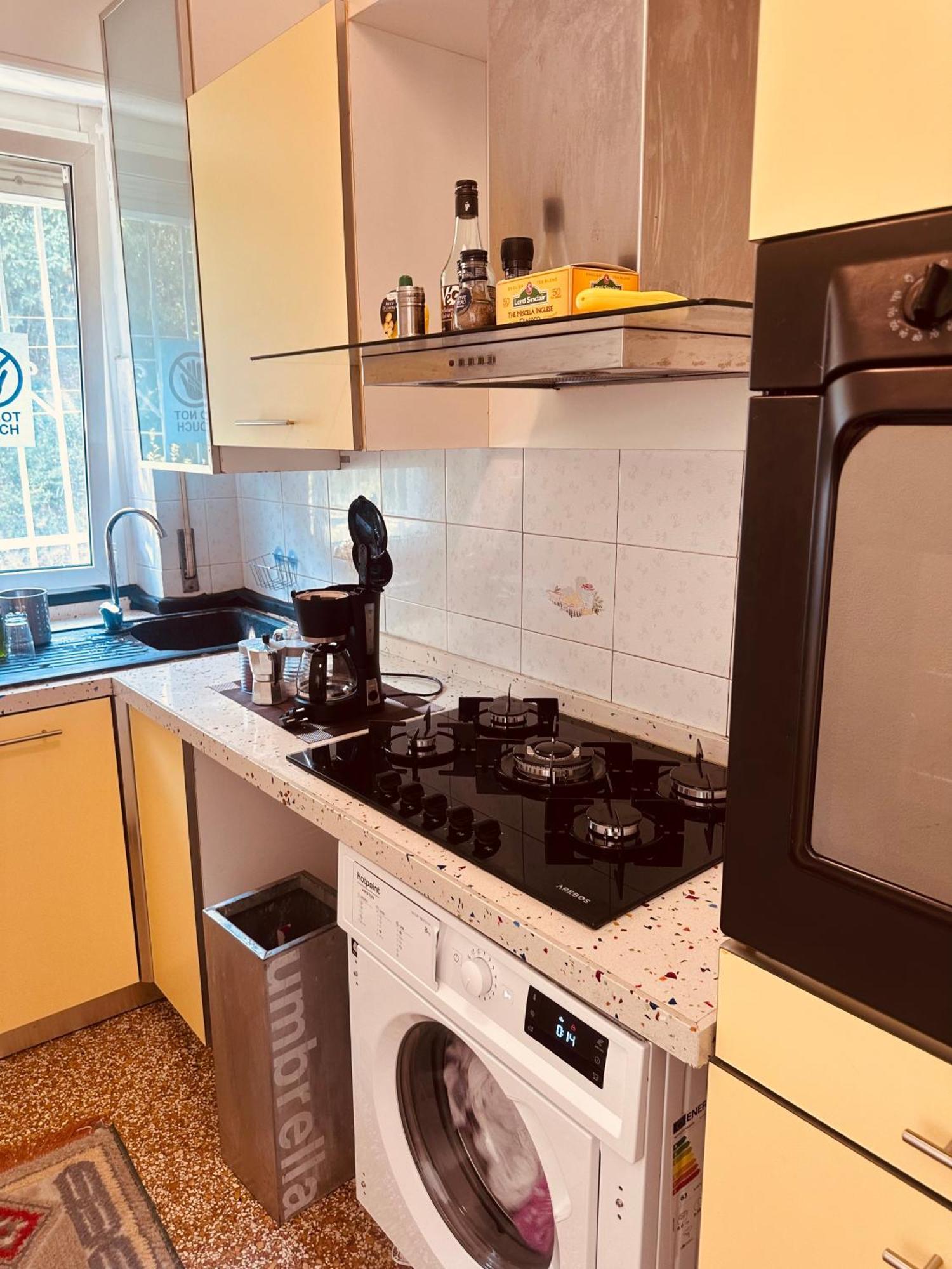 Entire 3 Bed Rooms Apartment,Centrum Genua Zewnętrze zdjęcie